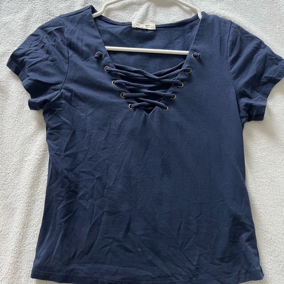 Navy cross top, cropped fit - Picture 3 of 3